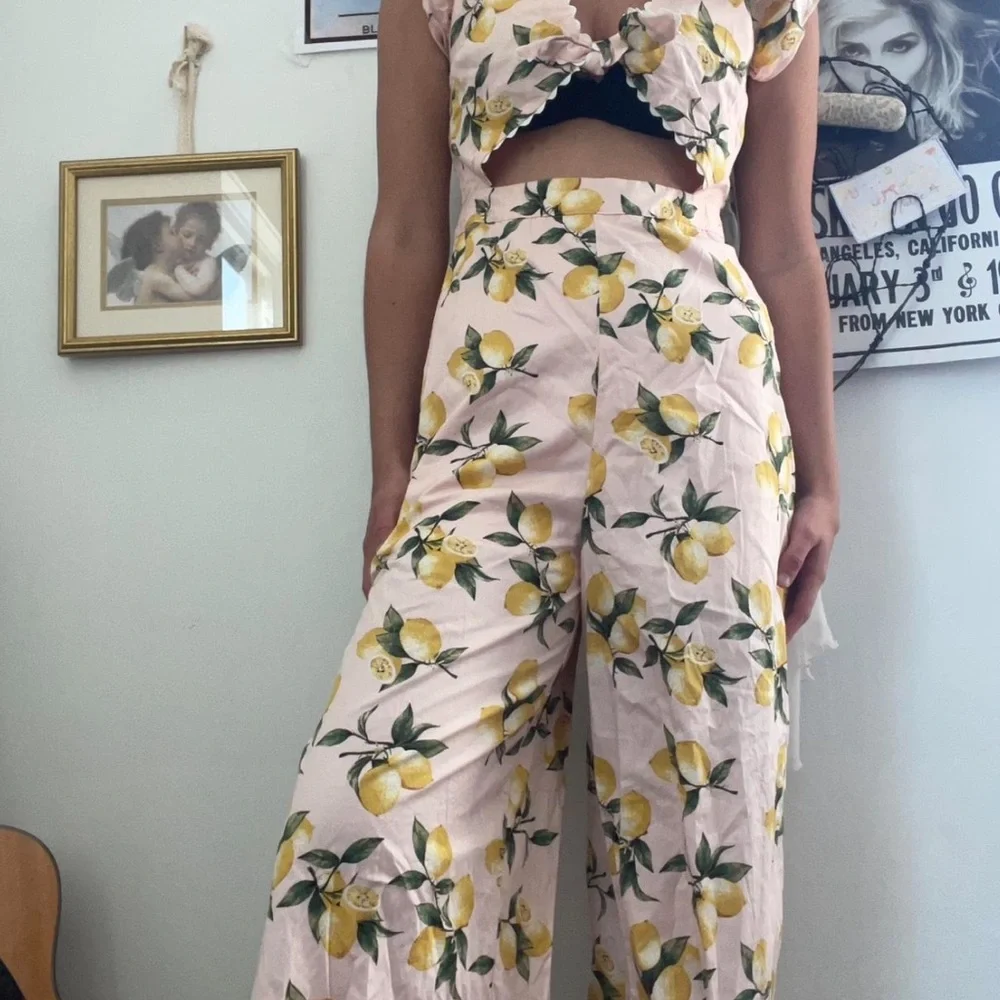 Lemon Love Shack Fancy inspired palazzo scallop jumpsuit -sizes medium and large - Picture 2 of 5
